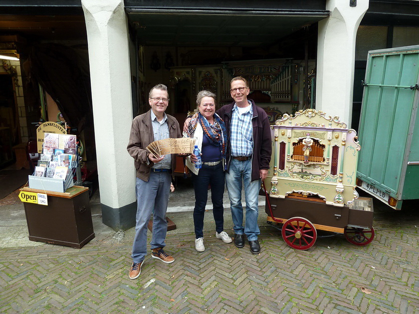 05. Gouda, 12 september 2015. Adrie en Riet Vergeer en Jan van Vliet op de Punt